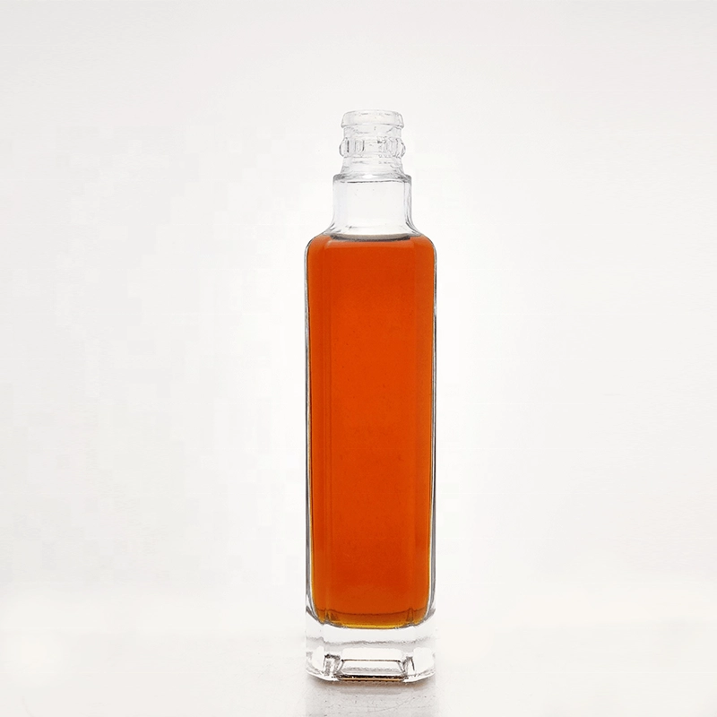 RS037 · Glasflasche für Spirituosen