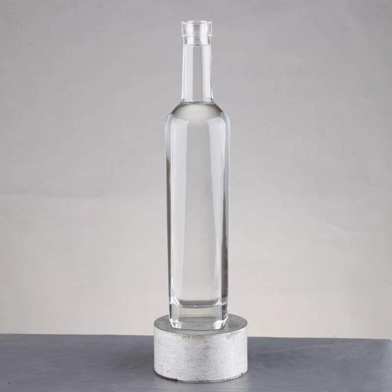 RS091 · Glasflasche für Spirituosen